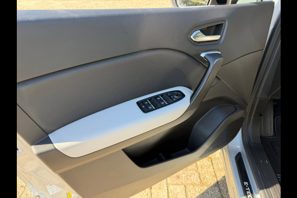 Renault Captur 1.6 E-Tech Plug-in Hybrid 160 Edition One Groot Navi / Camera / Stoel verwarming / Clima / LM velgen