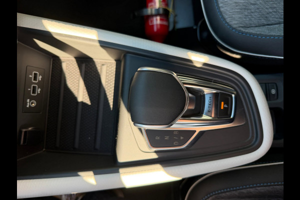 Renault Captur 1.6 E-Tech Plug-in Hybrid 160 Edition One Groot Navi / Camera / Stoel verwarming / Clima / LM velgen