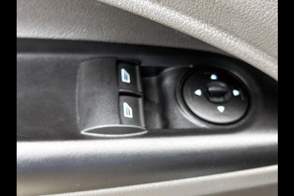 Ford Transit Connect 1.5 EcoBlue Automaat L2 Trend Navigatie Airco Parkeersensoren Cruise Control 3Zits Camera DAB+