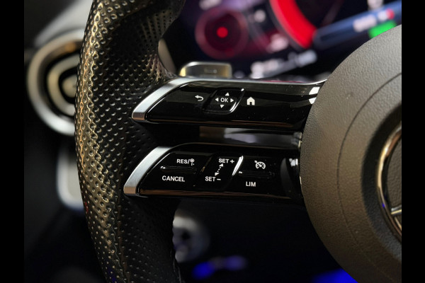 Mercedes-Benz C-Klasse 300 e AMG LINE |PANO|FABRIEKSGARANTIE|SFEERVERLICHTING|GLASCOATING|CARPLAY|DEALER ONDERHOUDEN|19INCH|313PK|