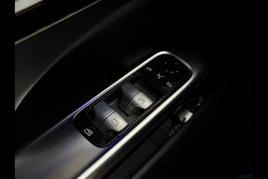 Mercedes-Benz C-Klasse 300 e AMG LINE |PANO|FABRIEKSGARANTIE|SFEERVERLICHTING|GLASCOATING|CARPLAY|DEALER ONDERHOUDEN|19INCH|313PK|