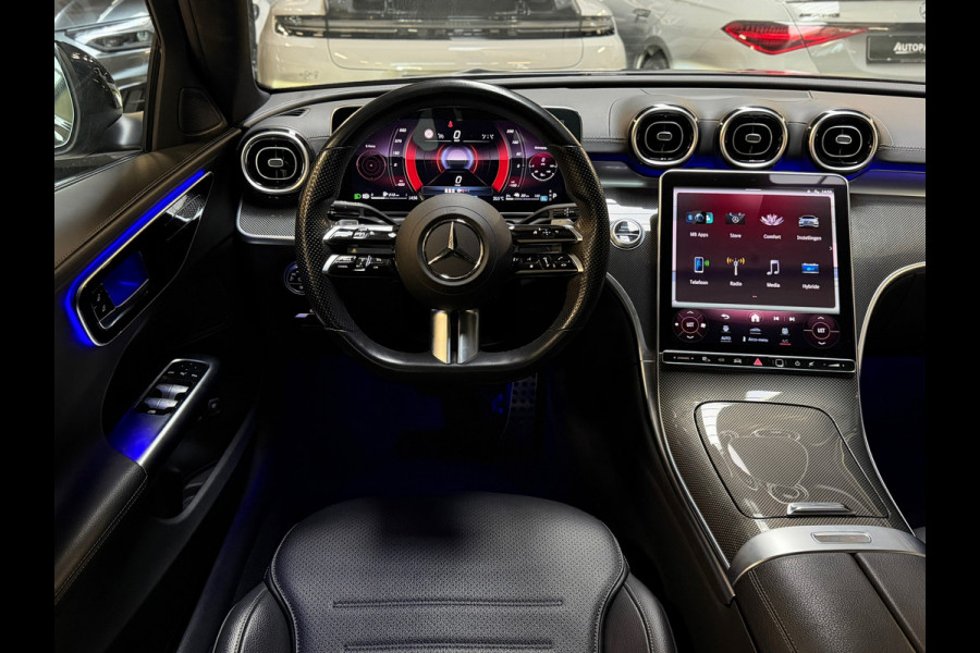 Mercedes-Benz C-Klasse 300 e AMG LINE |PANO|FABRIEKSGARANTIE|SFEERVERLICHTING|GLASCOATING|CARPLAY|DEALER ONDERHOUDEN|19INCH|313PK|