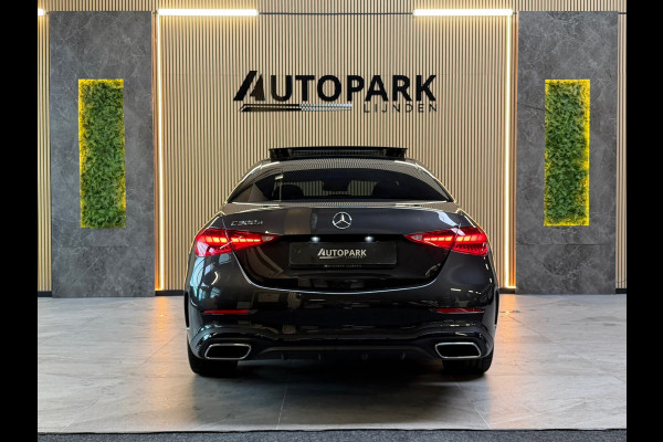 Mercedes-Benz C-Klasse 300 e AMG LINE |PANO|FABRIEKSGARANTIE|SFEERVERLICHTING|GLASCOATING|CARPLAY|DEALER ONDERHOUDEN|19INCH|313PK|