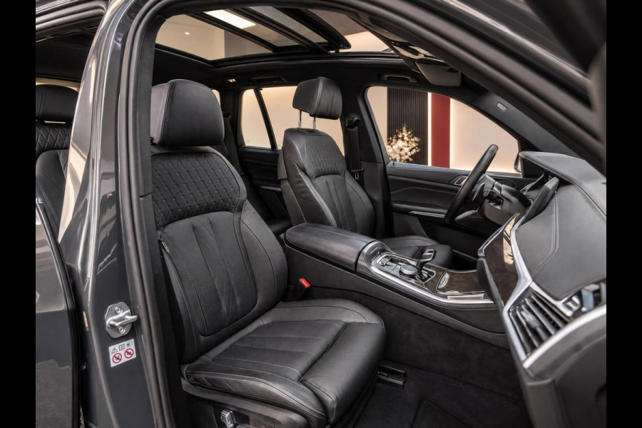 BMW X5 XDrive45e High Executive M-Sport | SOH 100% | Skylounge | Active Steering | Ventilatie | BTW