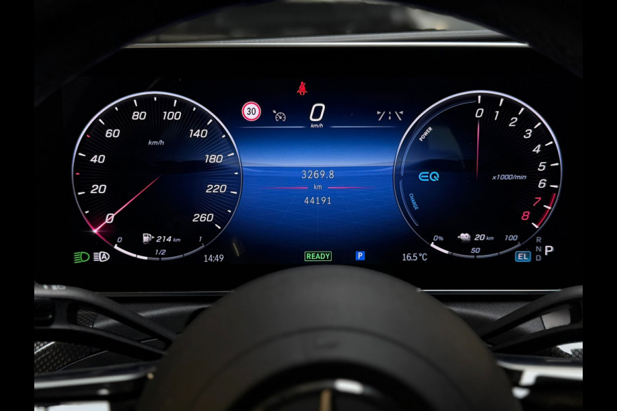 Mercedes-Benz C-Klasse 300 e AMG LINE |PANO|FABRIEKSGARANTIE|SFEERVERLICHTING|GLASCOATING|CARPLAY|DEALER ONDERHOUDEN|19INCH|313PK|