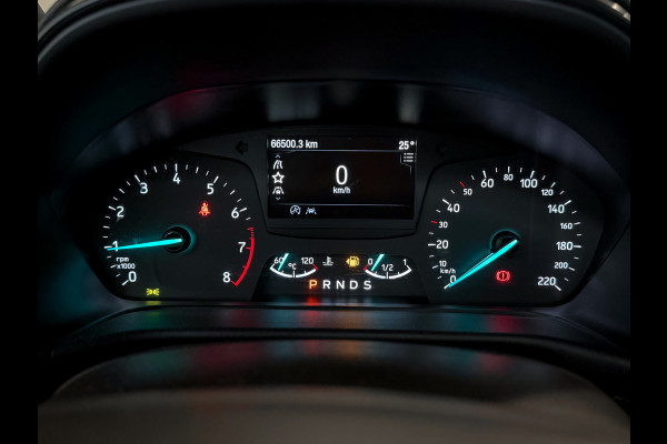 Ford Fiesta 1.0 EcoBoost ST-Line |Panorama|Carplay|Camera|Full Option