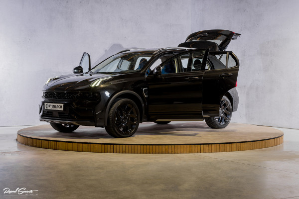 Lynk & Co 01 1.5 Full Black | ALL-IN PRIJZEN – inclusief onderhoud, originele Lynk & Co software-update en 1 jaar BOVAG-garantie | Adaptieve cruise | Panoramadak | Blis | Memory |