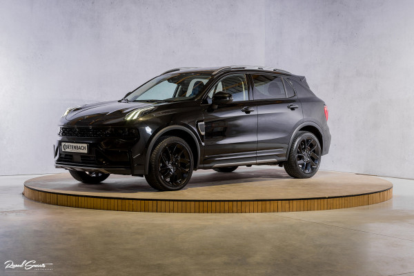 Lynk & Co 01 1.5 Full Black | ALL-IN PRIJZEN – inclusief onderhoud, originele Lynk & Co software-update en 1 jaar BOVAG-garantie | Adaptieve cruise | Panoramadak | Blis | Memory |