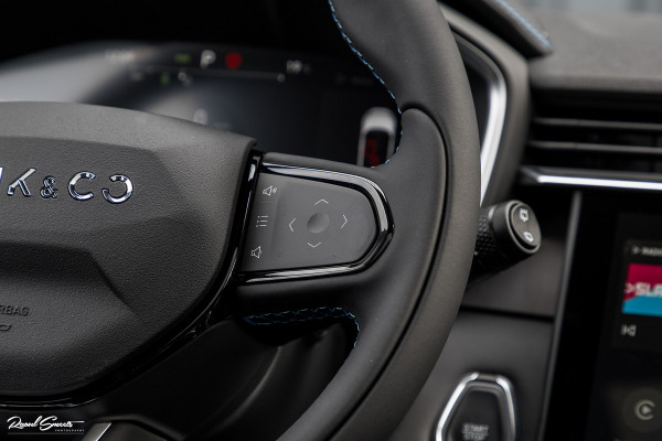 Lynk & Co 01 1.5 Full Black | ALL-IN PRIJZEN – inclusief onderhoud, originele Lynk & Co software-update en 1 jaar BOVAG-garantie | Adaptieve cruise | Panoramadak | Blis | Memory |