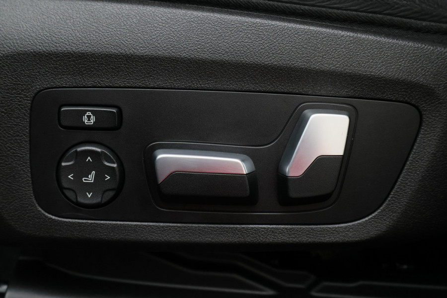 BMW X4 M Competition Panoramadak, Memory, Head-Up, H&K, 360° Camera, Trekhaak