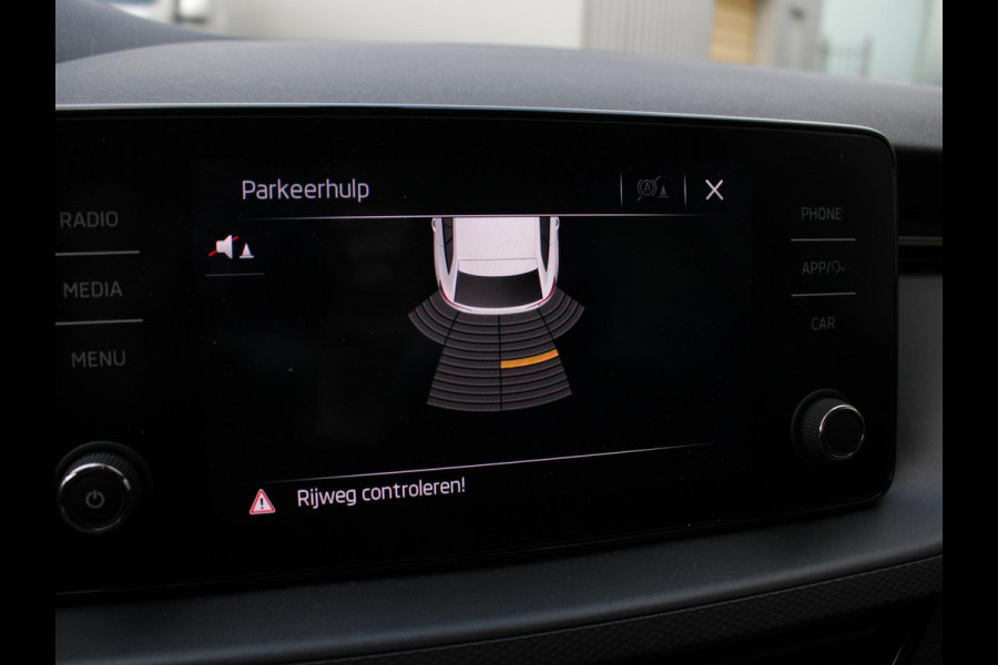Škoda SCALA 1.0 TSI Ambition | APPLE CARPLAY | LED KOPLAMPEN |