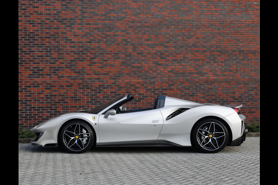 Ferrari 488 3.9 Pista Spider HELE | Atelier - Garantie