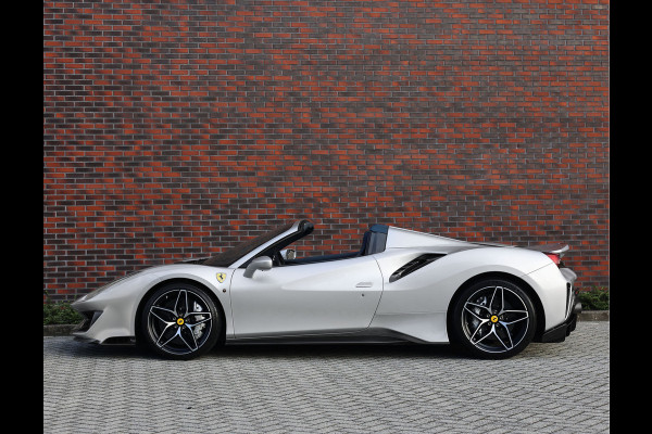 Ferrari 488 3.9 Pista Spider HELE | Atelier - Garantie