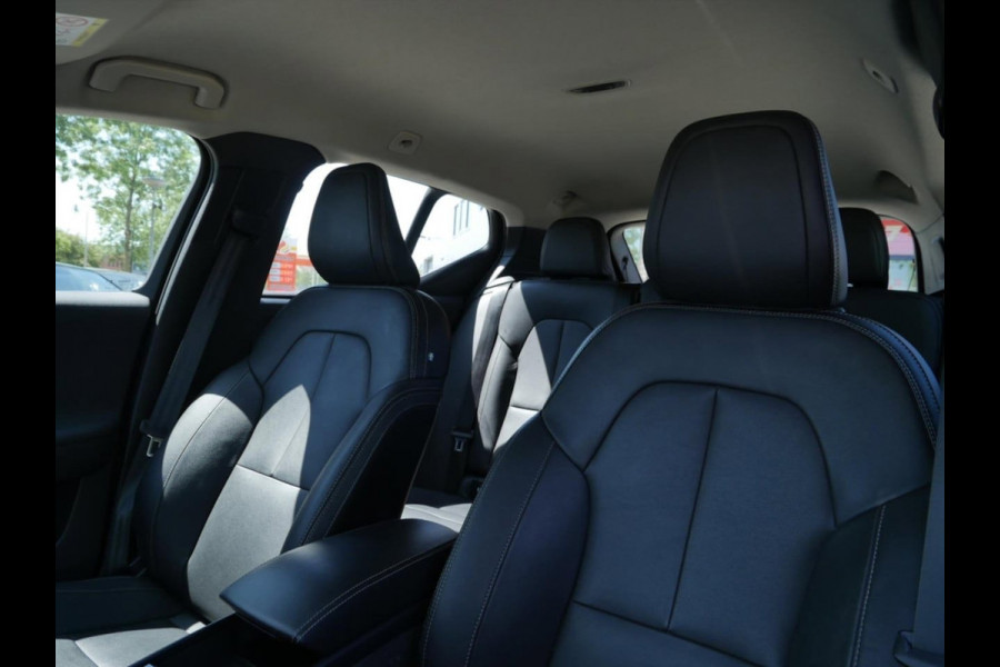 Volvo XC40 1.5 T5 Recharge Business Pro