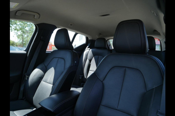 Volvo XC40 1.5 T5 Recharge Business Pro