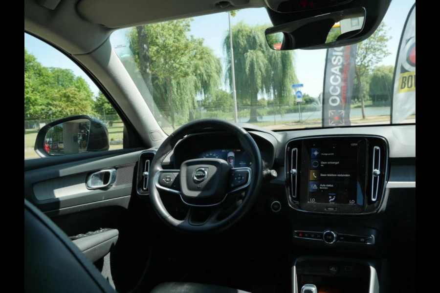Volvo XC40 1.5 T5 Recharge Business Pro