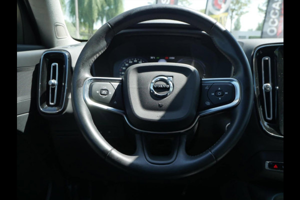 Volvo XC40 1.5 T5 Recharge Business Pro