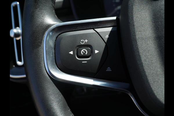 Volvo XC40 1.5 T5 Recharge Business Pro