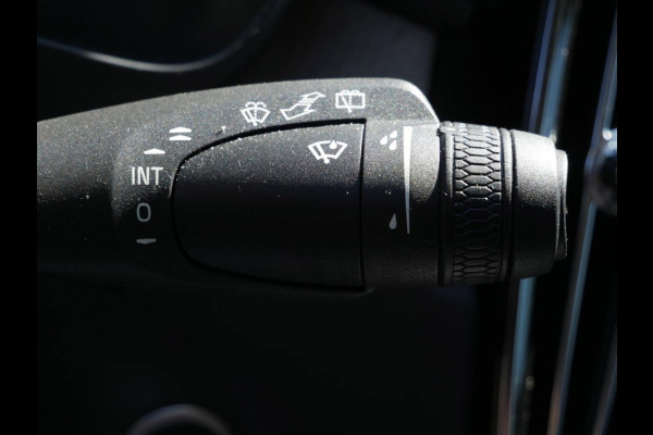 Volvo XC40 1.5 T5 Recharge Business Pro