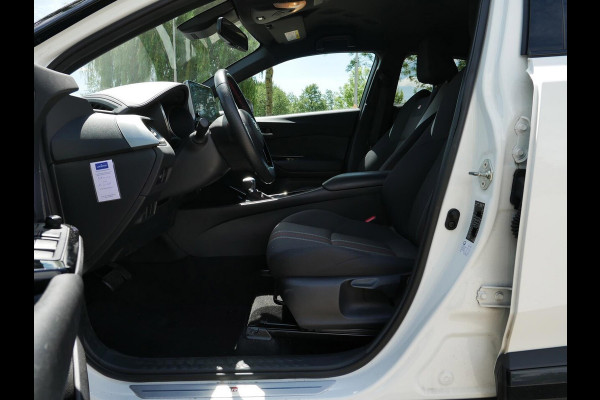 Toyota C-HR 1.8 Hybrid Business GR-Sport Two-Tone | Camera | CarPlay | 19"inch |