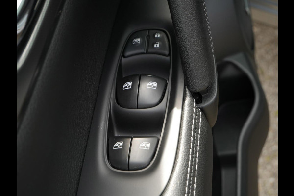 Nissan QASHQAI 1.2 DIG-T 115pk N-Connecta | Panoramadak | 18"inch | Camera |