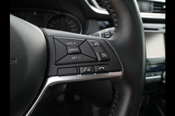 Nissan QASHQAI 1.2 DIG-T 115pk N-Connecta | Panoramadak | 18"inch | Camera |