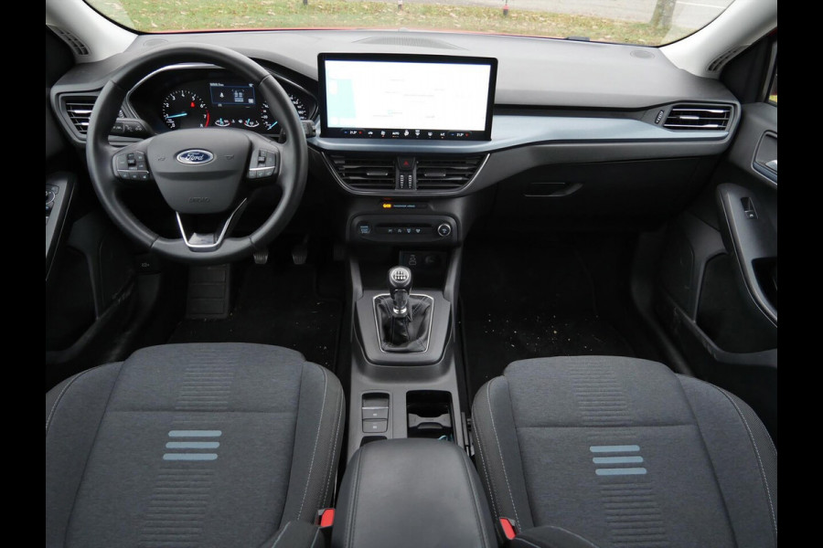 Ford FOCUS Wagon 1.0 EcoBoost Hybrid Active