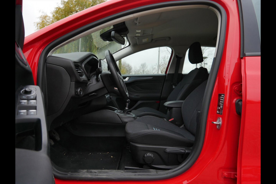 Ford FOCUS Wagon 1.0 EcoBoost Hybrid Active