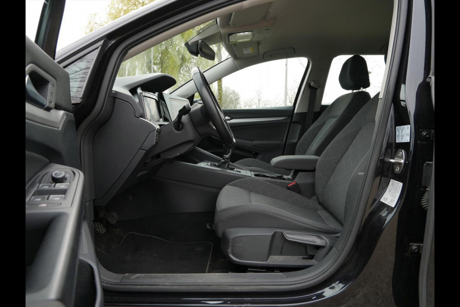 Volkswagen Golf Variant 1.0 TSI Life