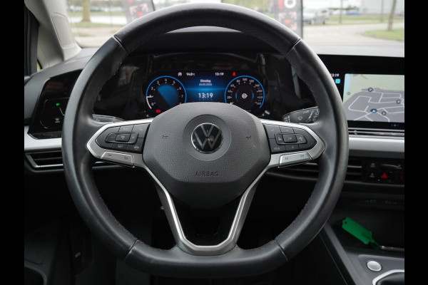 Volkswagen Golf Variant 1.0 TSI Life