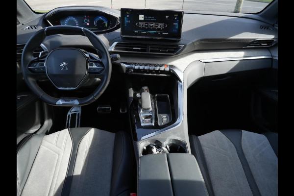 Peugeot 3008 1.6 HYbrid 225 GT