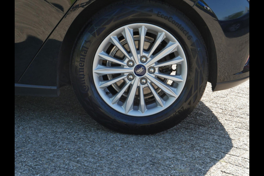 Ford Focus 1.0 EcoBoost Titanium Business