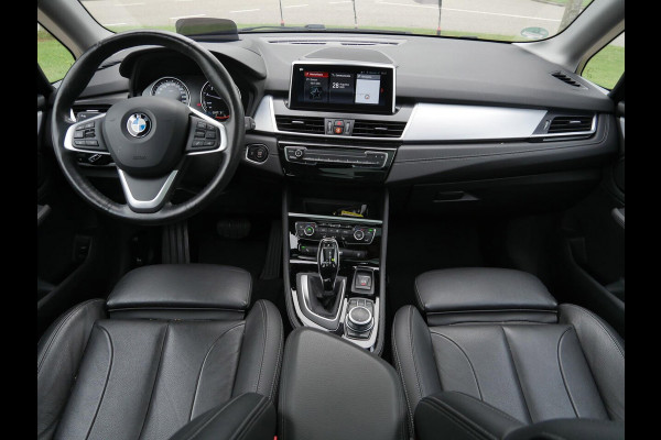 BMW 2 Serie Active Tourer 218ia Automaat High Executive Luxury Edition | Panoramadak | HiFi | Camera |