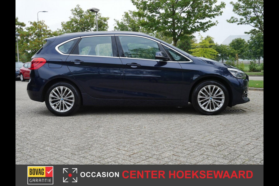 BMW 2 Serie Active Tourer 218ia Automaat High Executive Luxury Edition | Panoramadak | HiFi | Camera |