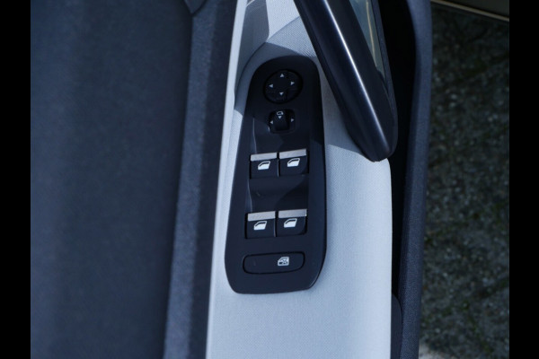 Peugeot 308 SW 1.2 PureTech Blue Lease Premium