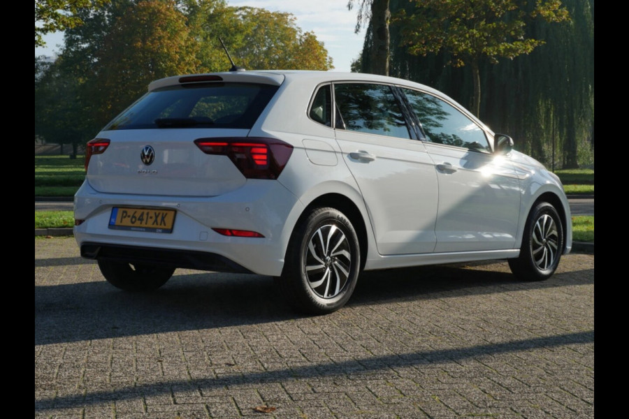 Volkswagen Polo 1.0 TSI Life Business