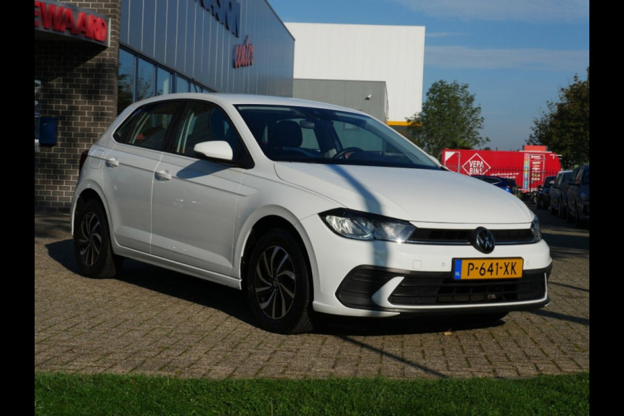 Volkswagen Polo 1.0 TSI Life Business