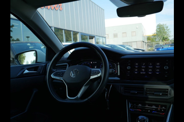Volkswagen Polo 1.0 TSI Life Business