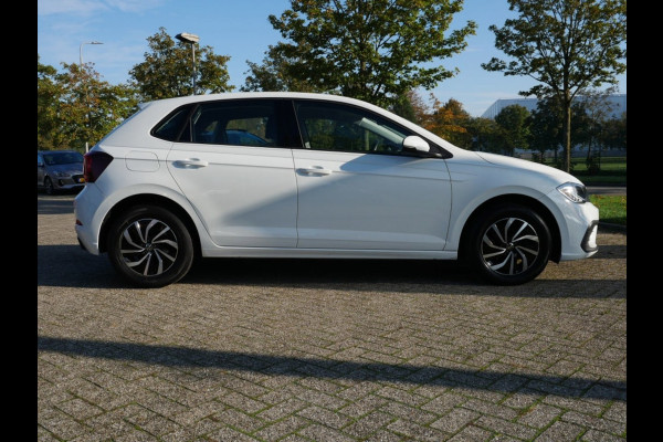 Volkswagen Polo 1.0 TSI Life Business