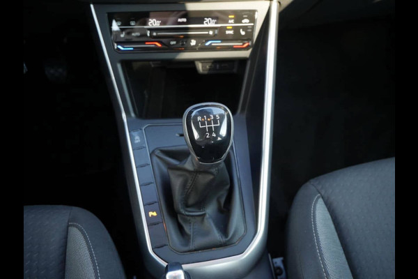 Volkswagen Polo 1.0 TSI Life Business