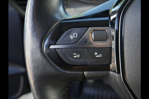 Peugeot 208 1.2 PureTech Blue Lease Active