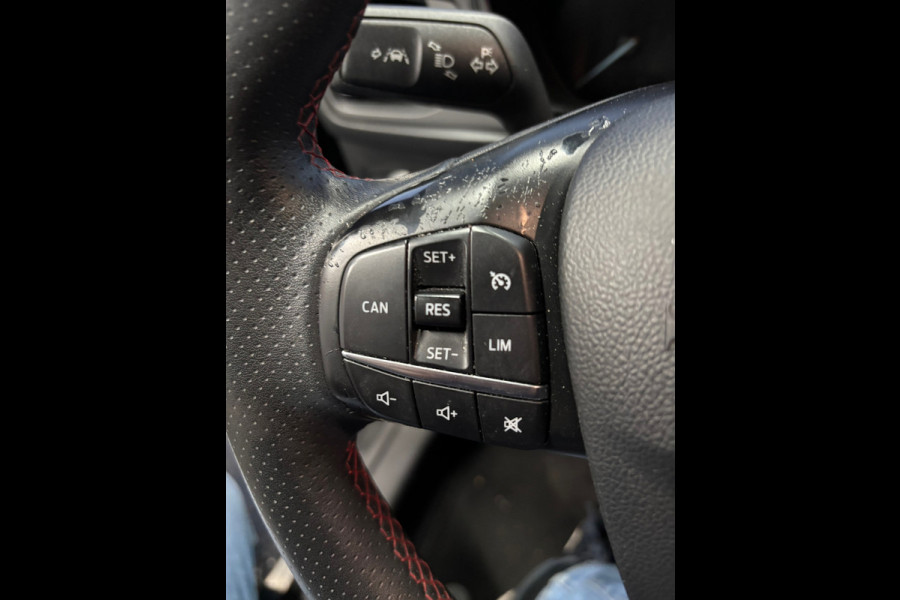 Ford FOCUS Wagon 1.0 EcoBoost ST Line Business Clima | Cruise | Navi | Camera | Trekhaak