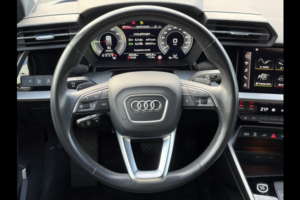 Audi A3 Sportback 45 TFSI e S edition Competition | Matrix LED |  18 inch | B&O Audio | Camera | Adaptive cruise control | Elektrisch verstelbare stoel(en) met geheugen | Head up Display | Keyless entry