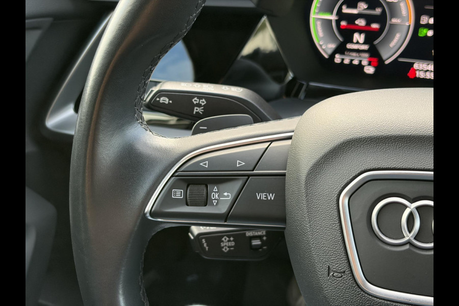 Audi A3 Sportback 45 TFSI e S edition Competition | Matrix LED |  18 inch | B&O Audio | Camera | Adaptive cruise control | Elektrisch verstelbare stoel(en) met geheugen | Head up Display | Keyless entry