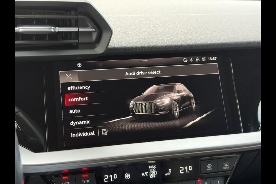 Audi A3 Sportback 45 TFSI e S edition Competition | Matrix LED |  18 inch | B&O Audio | Camera | Adaptive cruise control | Elektrisch verstelbare stoel(en) met geheugen | Head up Display | Keyless entry