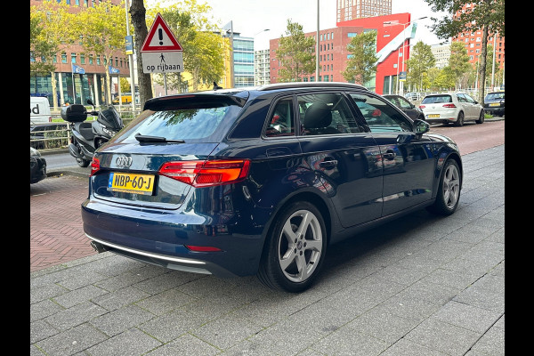 Audi A3 Sportback 35 TFSI CoD Design Automaat Navi Carplay