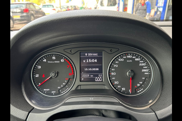 Audi A3 Sportback 35 TFSI CoD Design Automaat Navi Carplay