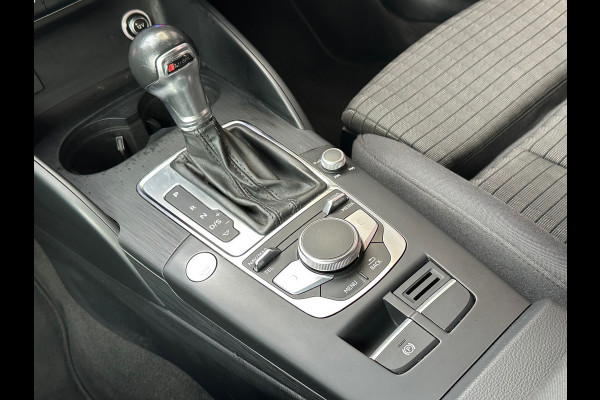 Audi A3 Sportback 35 TFSI CoD Design Automaat Navi Carplay