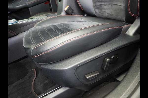 Ford Kuga 2.5 PHEV Plug-In ST-Line X TREKH./NAVI/SCHUIFDAK/LED/B&O/18"LMV!