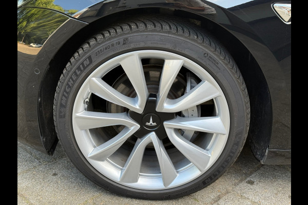 Tesla Model 3 Dual Long Range AWD 75 kWh 84,3 SOH l Pano l Leder l Camera l